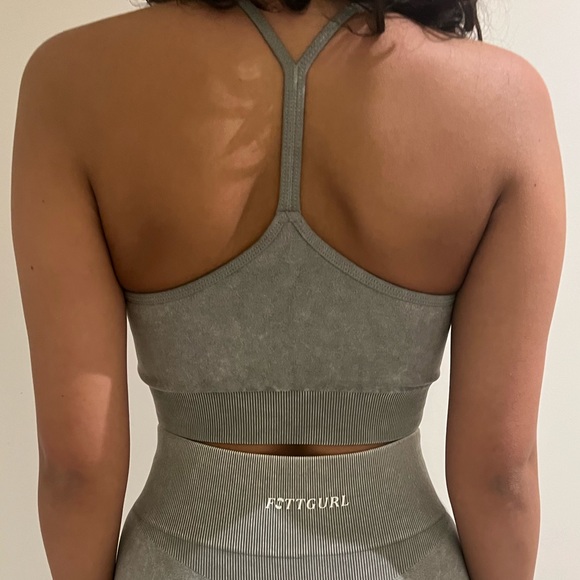 Sports bra - Picture 3 of 3